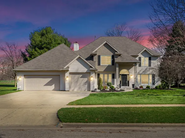 7392 Dunross Dr, Portage, MI 49024