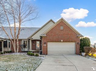 505 Brooks Hollow Ct, Dundee, MI