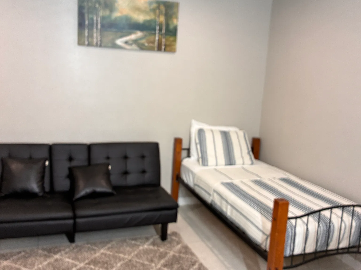 3 bed, $2,200 — Photo 2