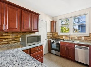 873 S 19th St, Newark, NJ 07108