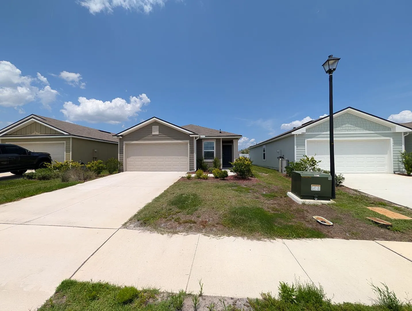 2550 Falling Star Ln — Photo 4