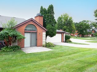 2263 Golden Oaks N, Indianapolis, IN