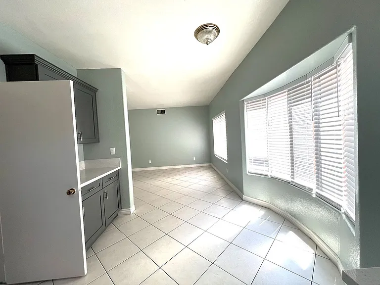 16547 War Cloud Dr — Photo 6