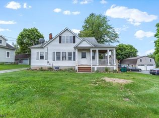 129 John Ringo Rd, Ringoes, NJ 08551