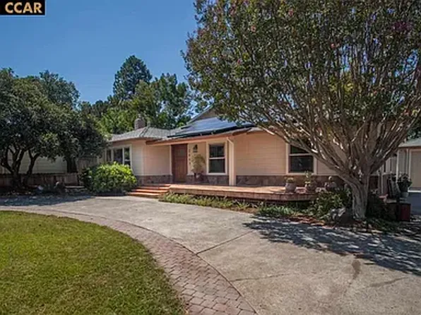 2449 Casa Way, Walnut Creek, CA 94597