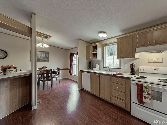 4th image of 9923 237th Street Ct E