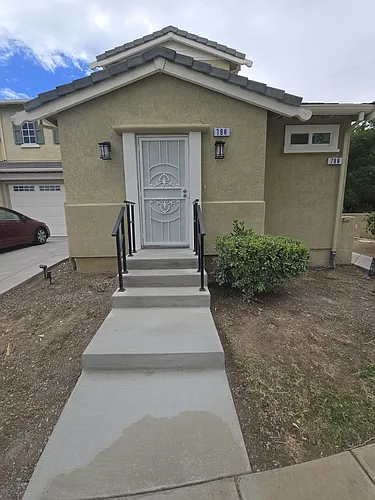 798 S Escuela Dr Photo 1