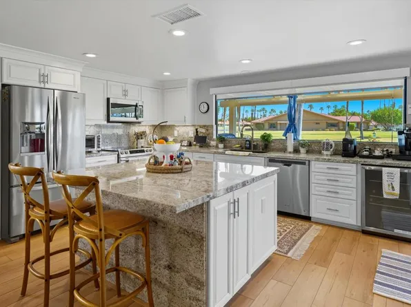 211 Camino Arroyo N, Palm Desert, CA 92260