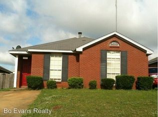 344 Millridge Dr, Millbrook, AL 36054