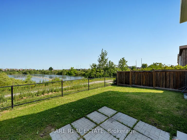 14 Bannister Cres — Photo 26