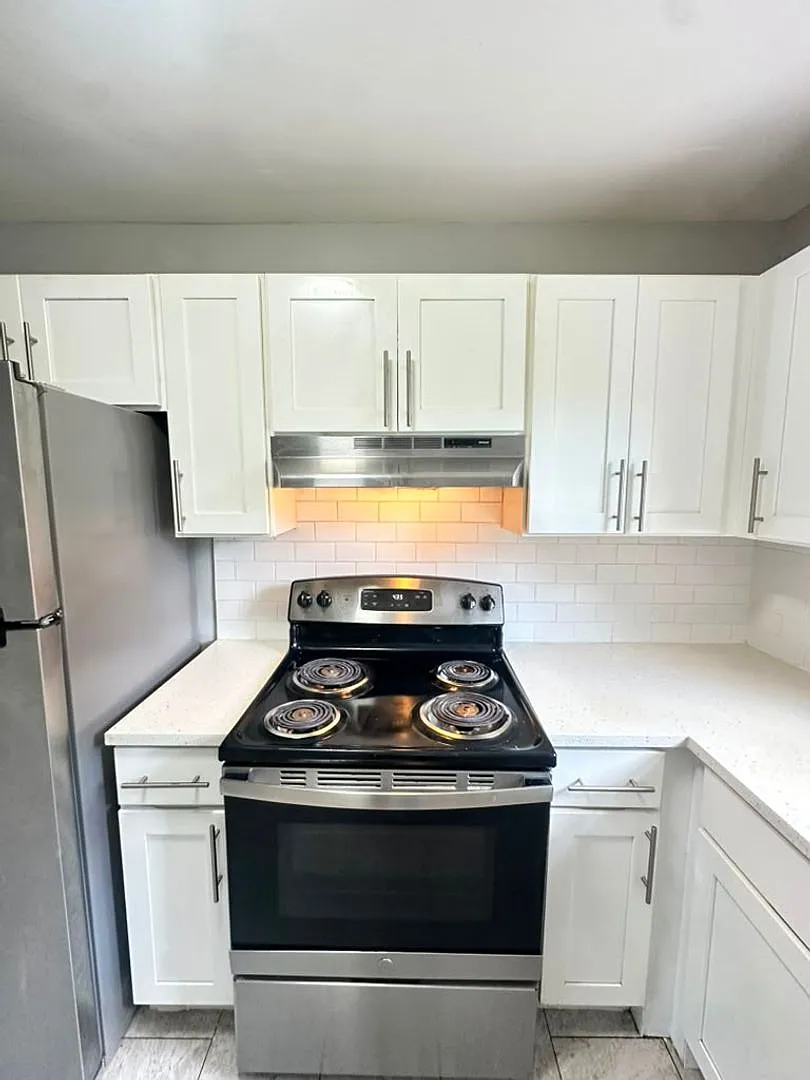 Promenade Villas & Commons — Photo 4