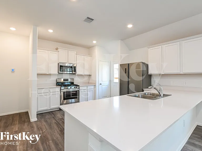 18442 Summit Ranch Dr — Photo 6