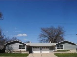 1062 Laura St, Green Bay, WI 54302