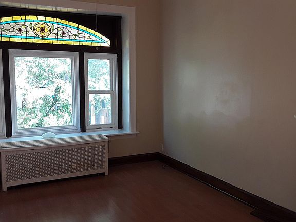 2nd image of 10406 S Ewing Ave