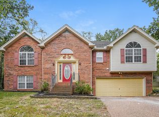 108 Bentree Dr, Hendersonville, TN 37075