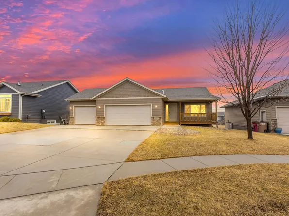 5801 W Bream Ct, Sioux Falls, SD 57107
