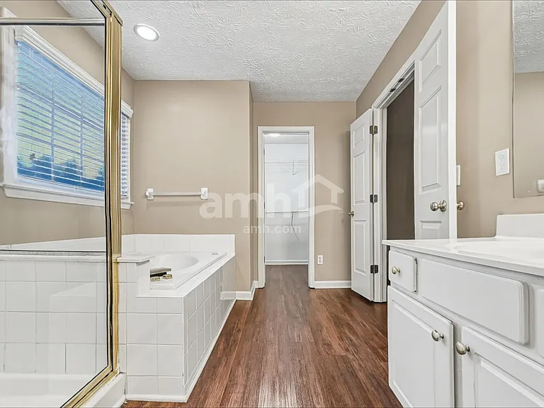 2175 Carlysle Cove Dr — Photo 13