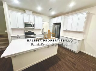 6312 E Moscato Dr, Fresno, CA 93727