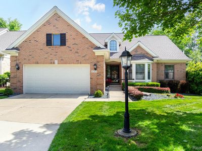 62874 Walker Ct #17, Washington, MI, 48094
