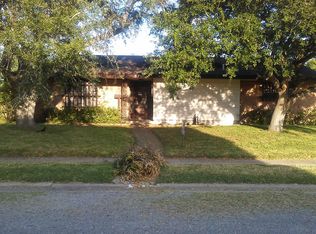 5210 Surrey Ln, Corpus Christi, TX 78415