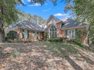 208 Magnolia Dr, Winder, GA 30680