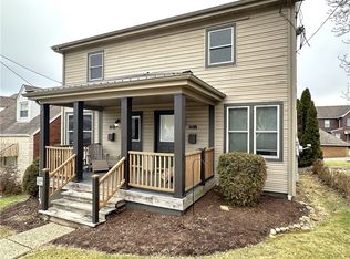 112 1/2 S 6th St, Youngwood, PA 15697