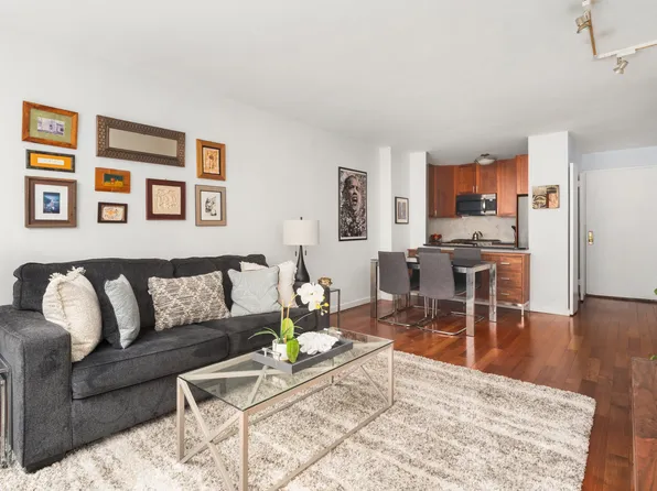 200 West 79th Street 9J image 3 of 12