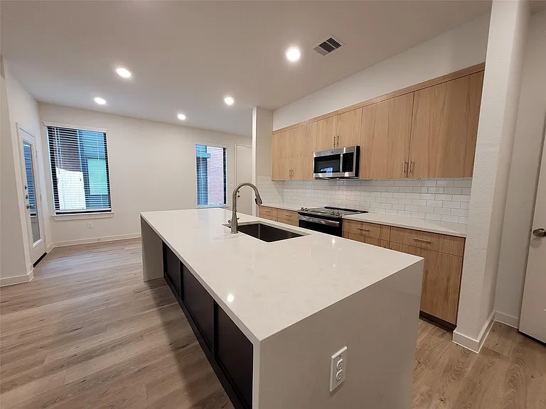 2509 Appian Way #B — Photo 13
