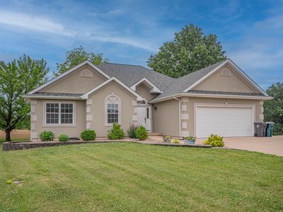 1215 Quail Haven Dr, Moberly, MO, 65270