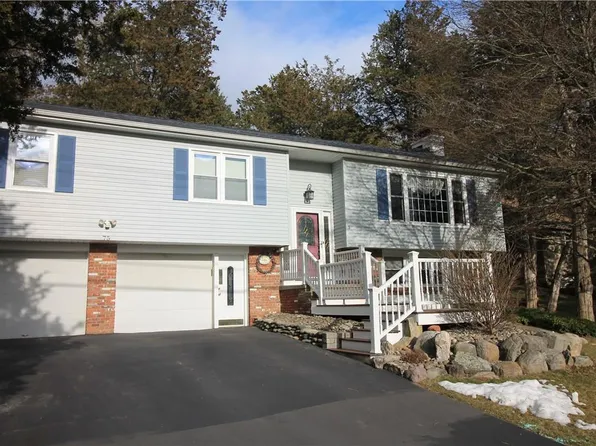 75 King George Road, Poughkeepsie, NY 12603