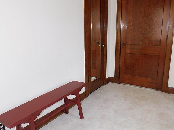 4th image of 1016 Granite St