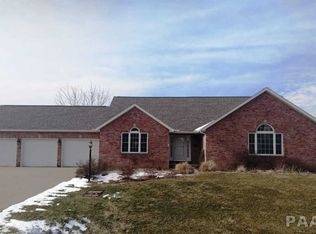 401 Westminster Rd, Metamora, IL 61548