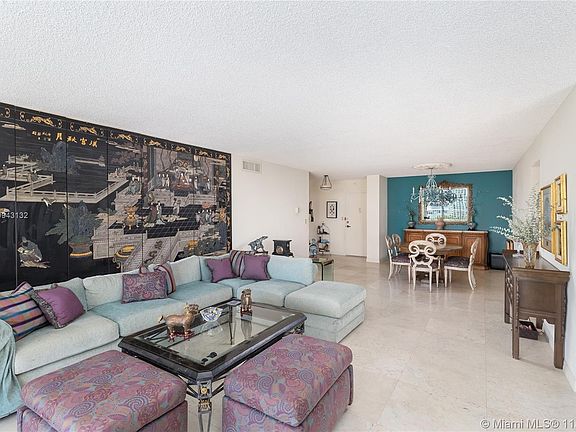 2nd image of 2851 NE 183rd St #1503/5