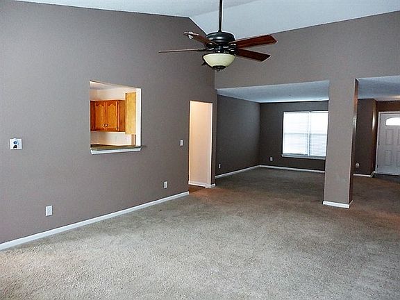 2nd image of 9665 Treyburn Lakes Dr