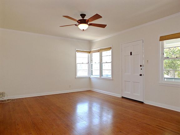 4th image of 3628 E Colorado St