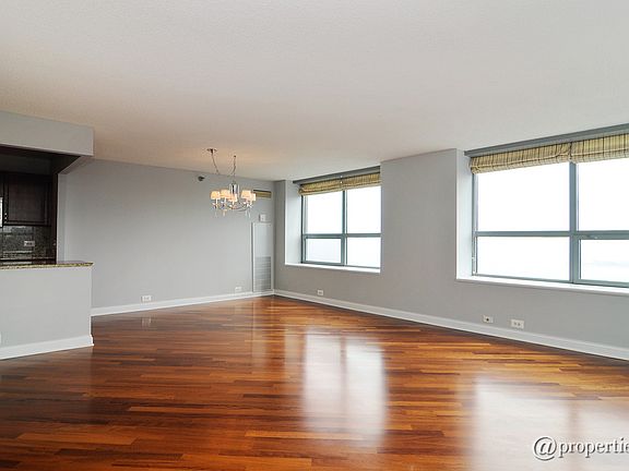 Living Room / Dining Room