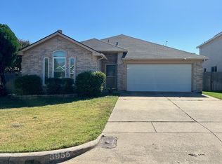 3955 Busch Gardens Dr, Fort Worth, TX 76123