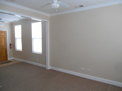 5th image of 2024 N Wolcott Ave #Chouse2r