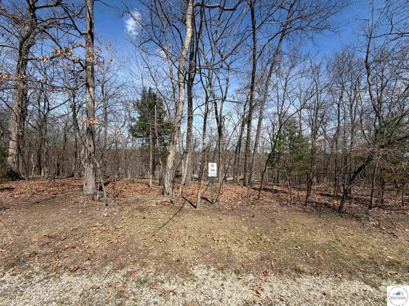 339 Ferncrest Ln, Sunrise Beach, MO 65079