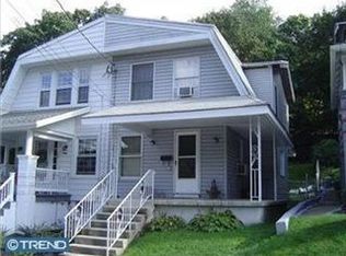 1154 Norwegian St, Pottsville, PA 17901