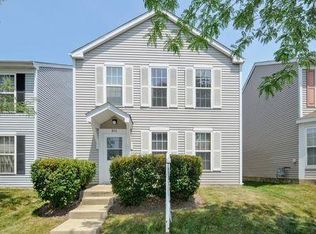 896 Symphony Dr, Aurora, IL 60504