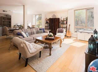1000 S Westgate Ave APT 203, Los Angeles, CA 90049