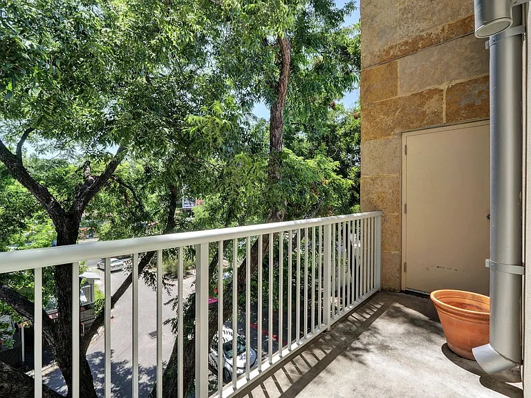 1600 Barton Springs Rd #6306 — Photo 23
