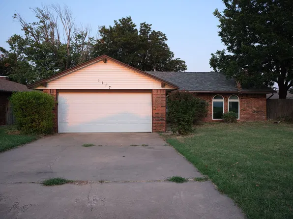 1117 S Hoover St, Enid, OK 73703