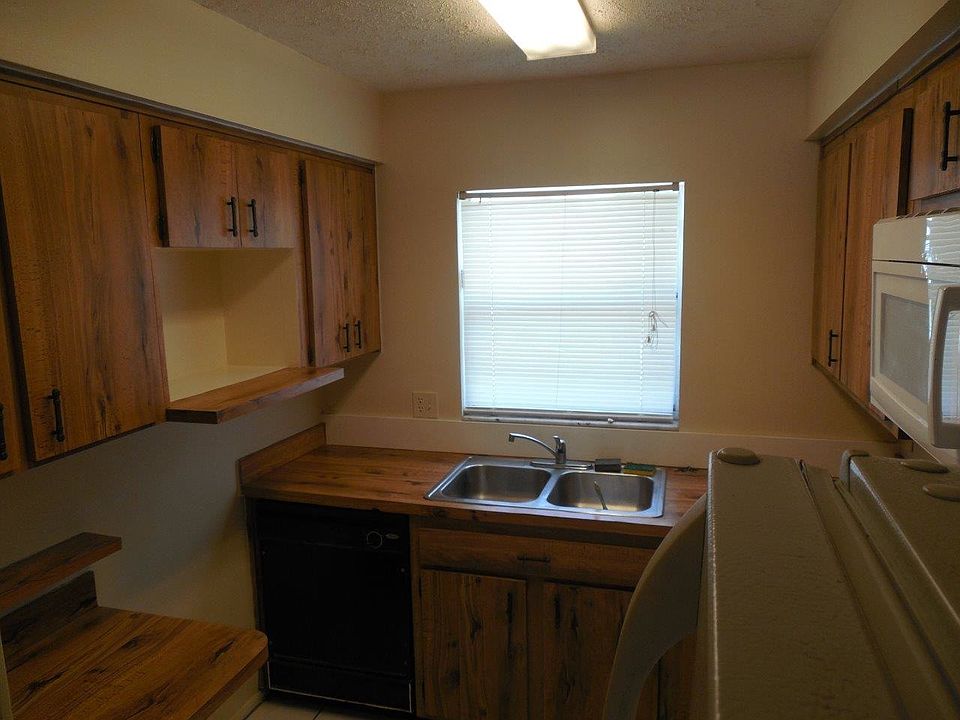 2nd image of 1514 Clearlake Rd APT 54