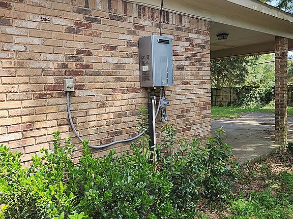 5th image of 7321 Carson Rd S