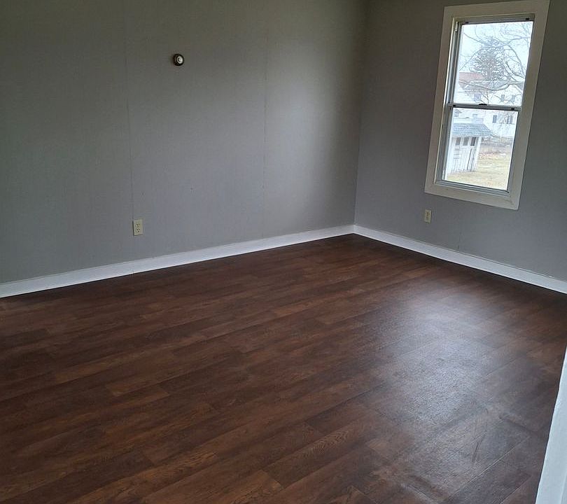 1st image of 246 Lynwood Ave