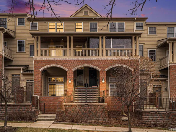 3930 Forester Blvd, Auburn Hills, MI 48326