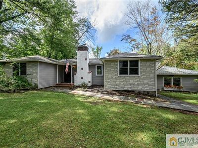 9 Windy Bush Ln, Sparta, NJ, 07871