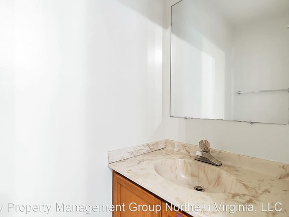 5th image of 2506-D S Arlington Mill Dr